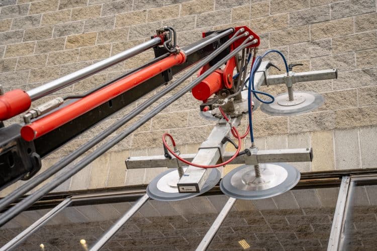 Comment remplacer un vitrage de solarium sans le briser